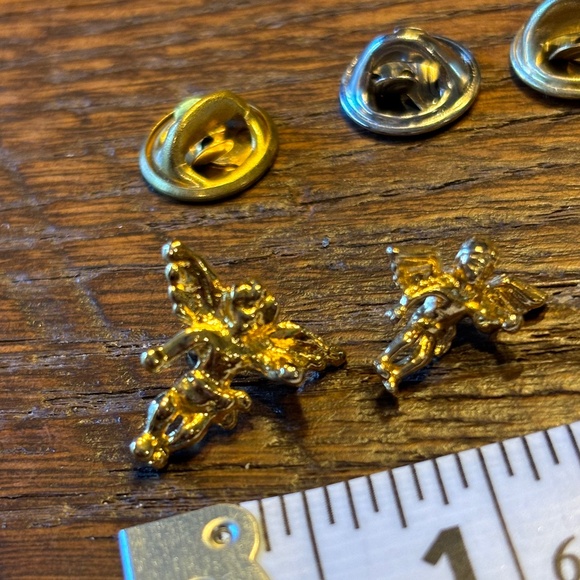 3 Gold Tone Cherub Angel Lapel Pins - Picture 5 of 10